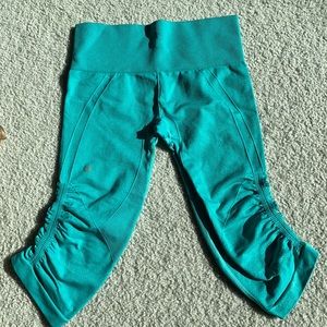 Lululemon seamless leggings size 6